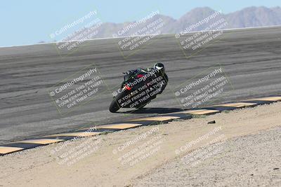 media/Oct-13-2025-Moto Forza (Mon) [[a66d839500]]/3-B Group/Session 2 (Bowl)/